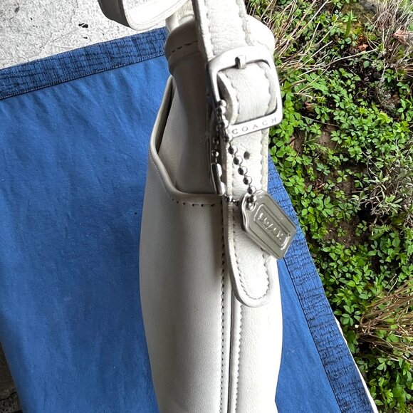 COACH Vintage Mambo Y2K Bucket 90s Ivory White Silver Small Mini Crossbody Bag - Picture 3 of 7